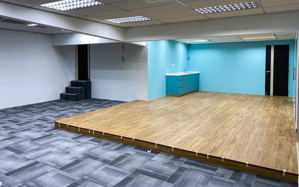 turnkey renovation office 2 with platform